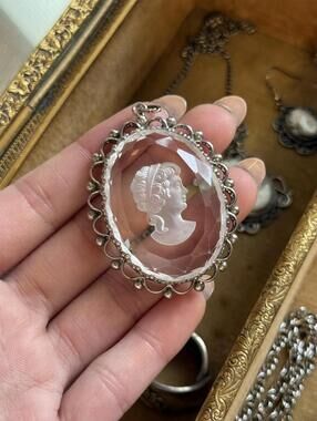 Vintage Reversed Carved Glass Cameo Pendant